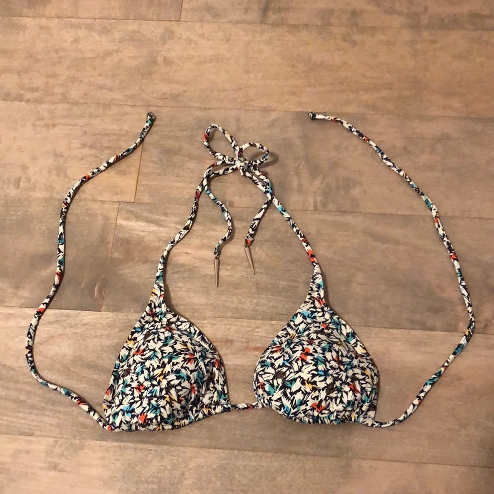 BCBGeneration printed bikini top
